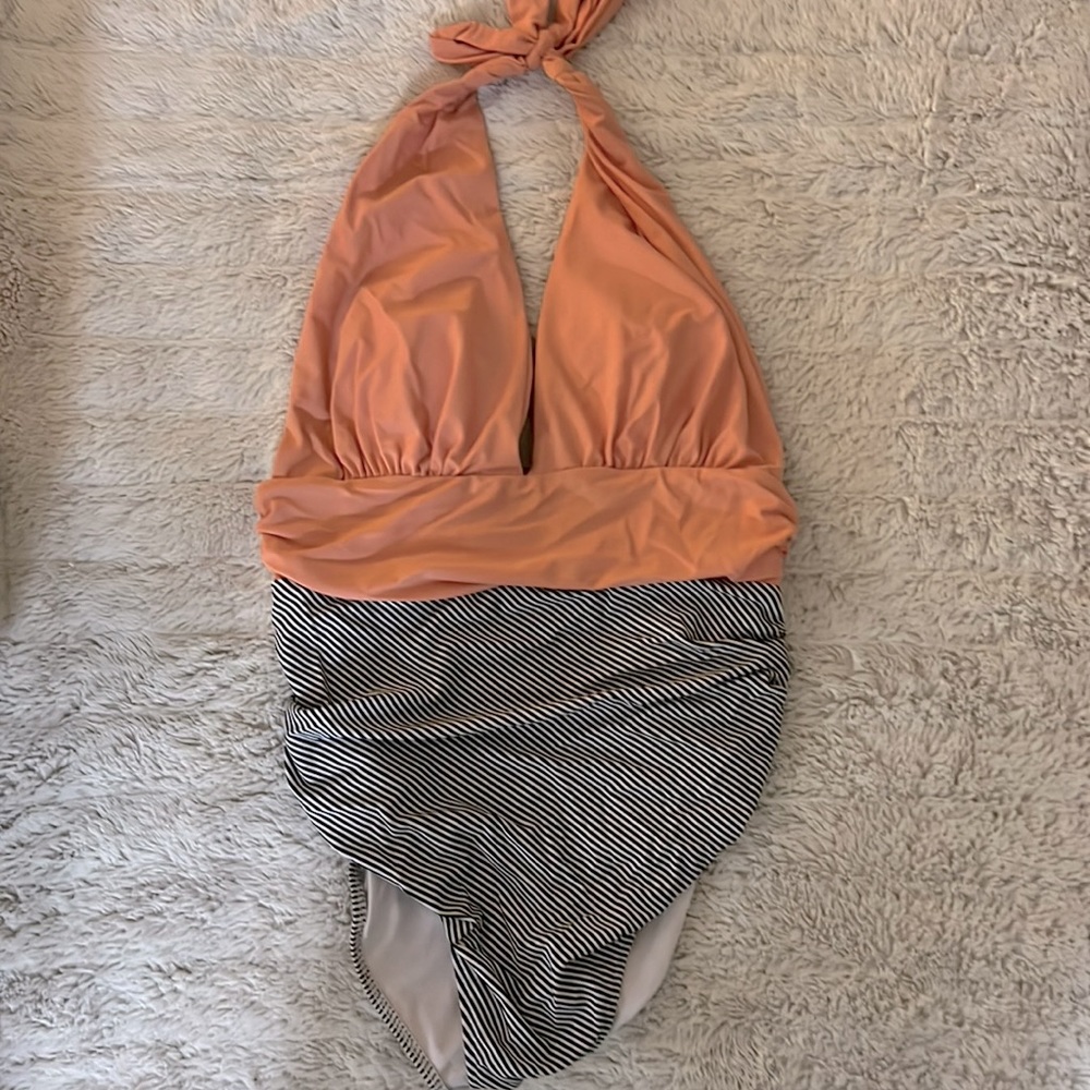 Cupshe Large one piece swimsuit